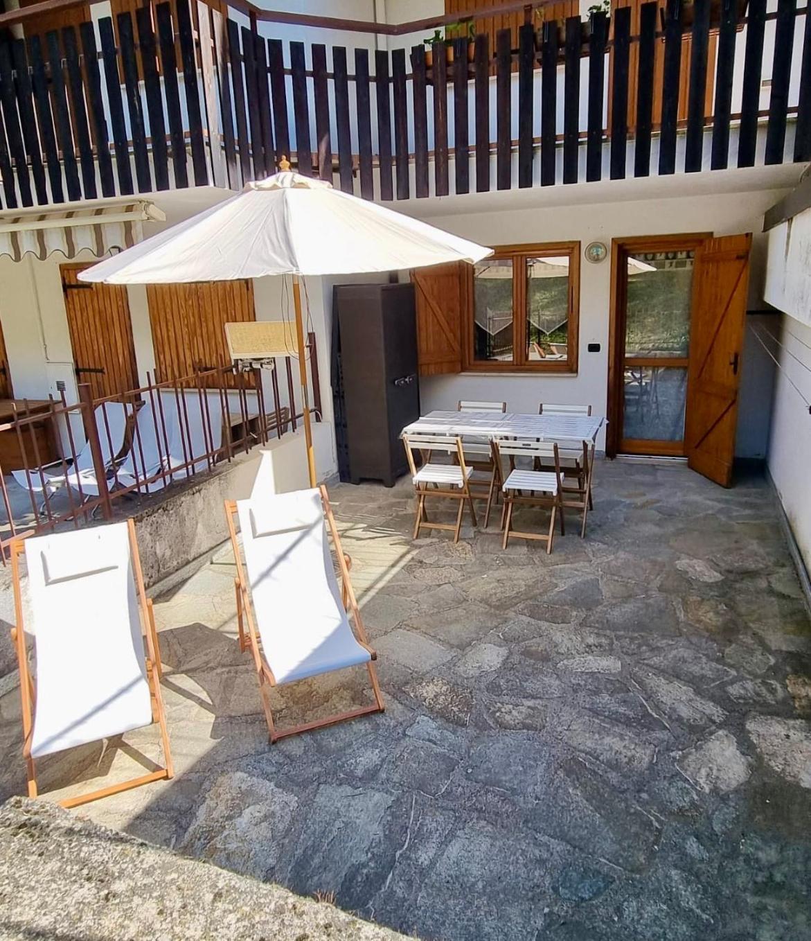 Apartamento La Casa Del Cervo Limone Piemonte Exterior foto
